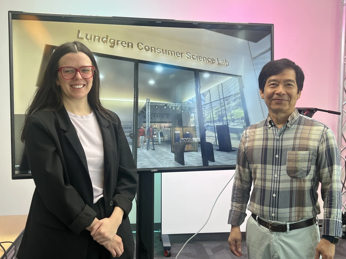 Mollie Silva, Product Manager, AI Engineer UA Institute for Computation and Data-Enabled Insight and Professor Soo Hyun Kim, Ph.D, Retailing and Consumer Science, Norton School of Human Ecology